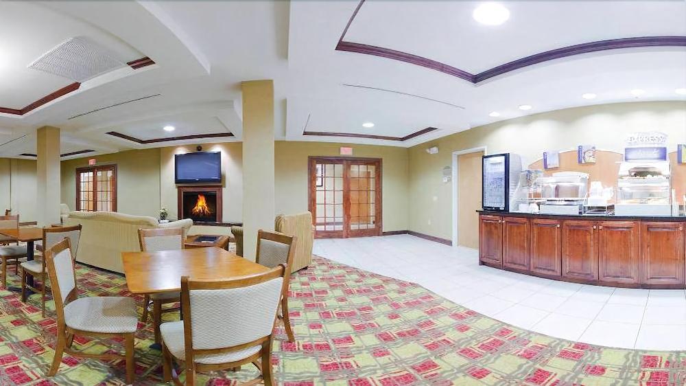 Holiday Inn Express & Suites - Hardeeville-Hilton Head By Ihg Екстер'єр фото