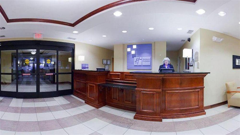 Holiday Inn Express & Suites - Hardeeville-Hilton Head By Ihg Екстер'єр фото