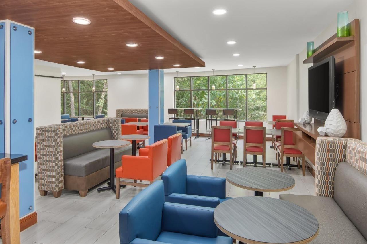 Holiday Inn Express & Suites - Hardeeville-Hilton Head By Ihg Екстер'єр фото
